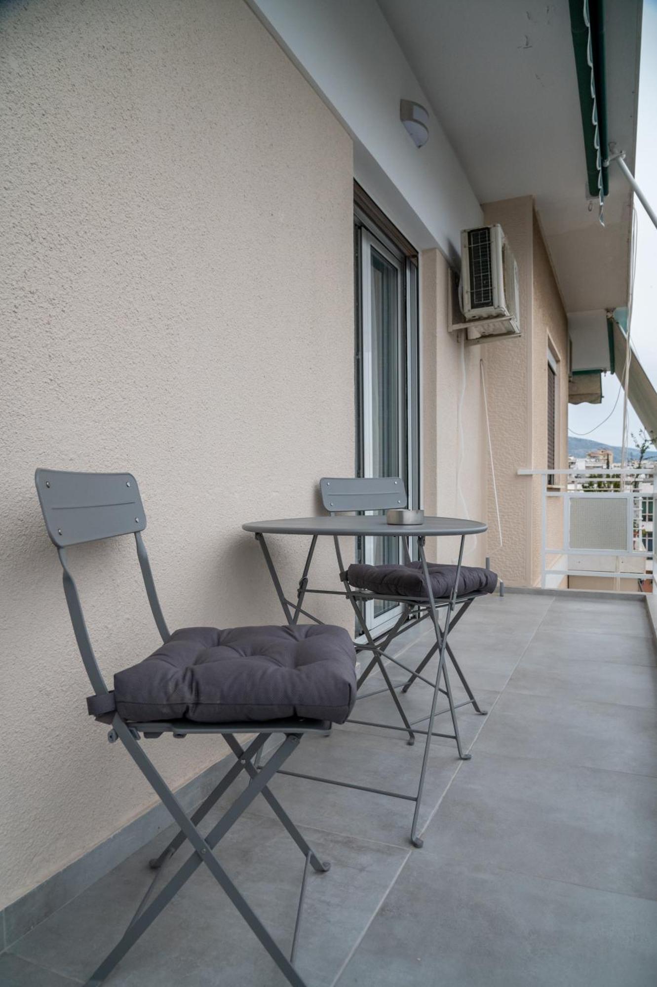 Central Apartment Near To Acropolis Area Atena Exterior foto