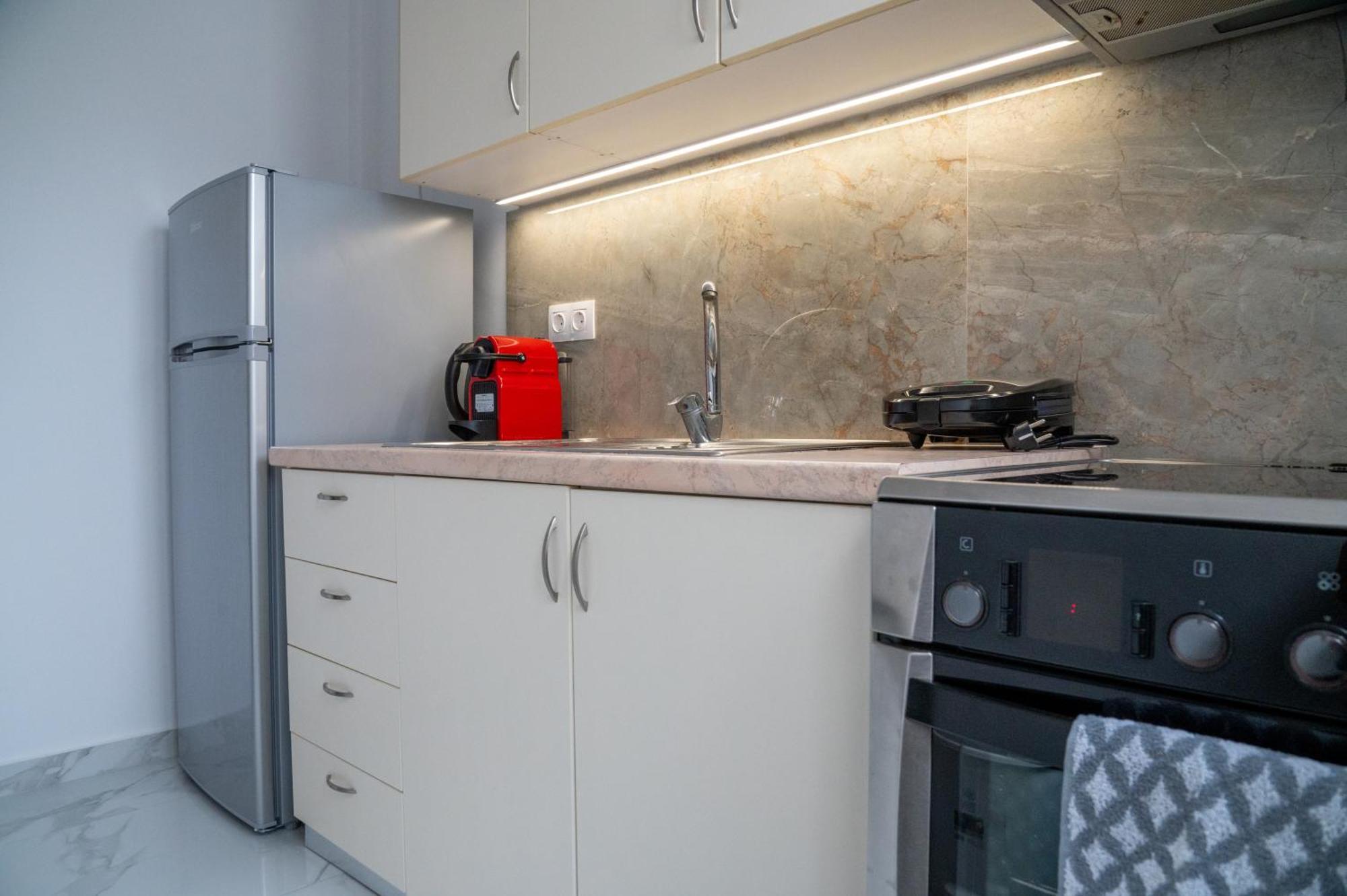 Central Apartment Near To Acropolis Area Atena Exterior foto